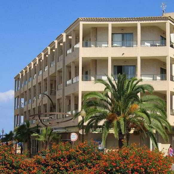 Arcos Playa Apartments S'Illot  Ngoại thất bức ảnh